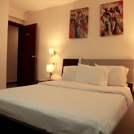 Pyramids Shadow Hotel Кайро Екстериор снимка