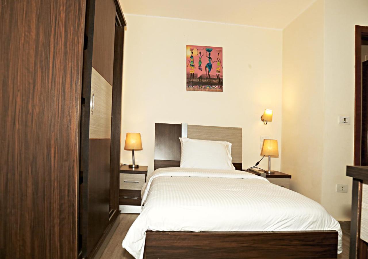 Pyramids Shadow Hotel Кайро Екстериор снимка
